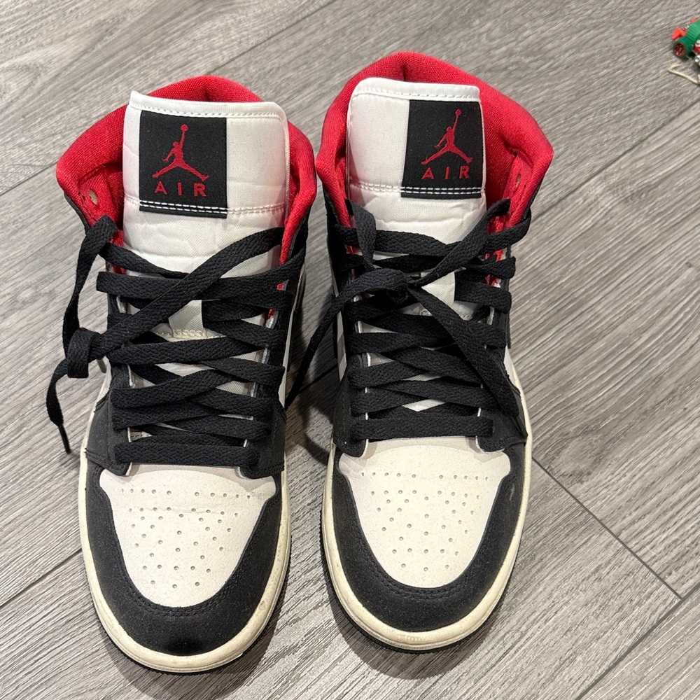 Jordan Women's Black, Red, and White Sneakers
